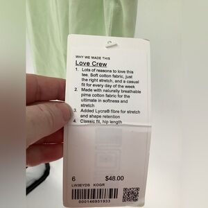 Lululemon size 6 light green athletic short sleeve top